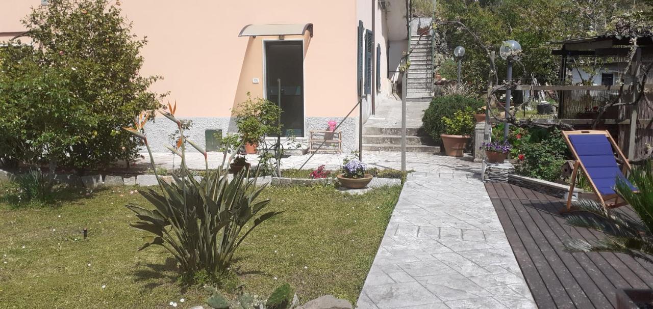 La Casa Nel Verde ลาวาญา ภายนอก รูปภาพ